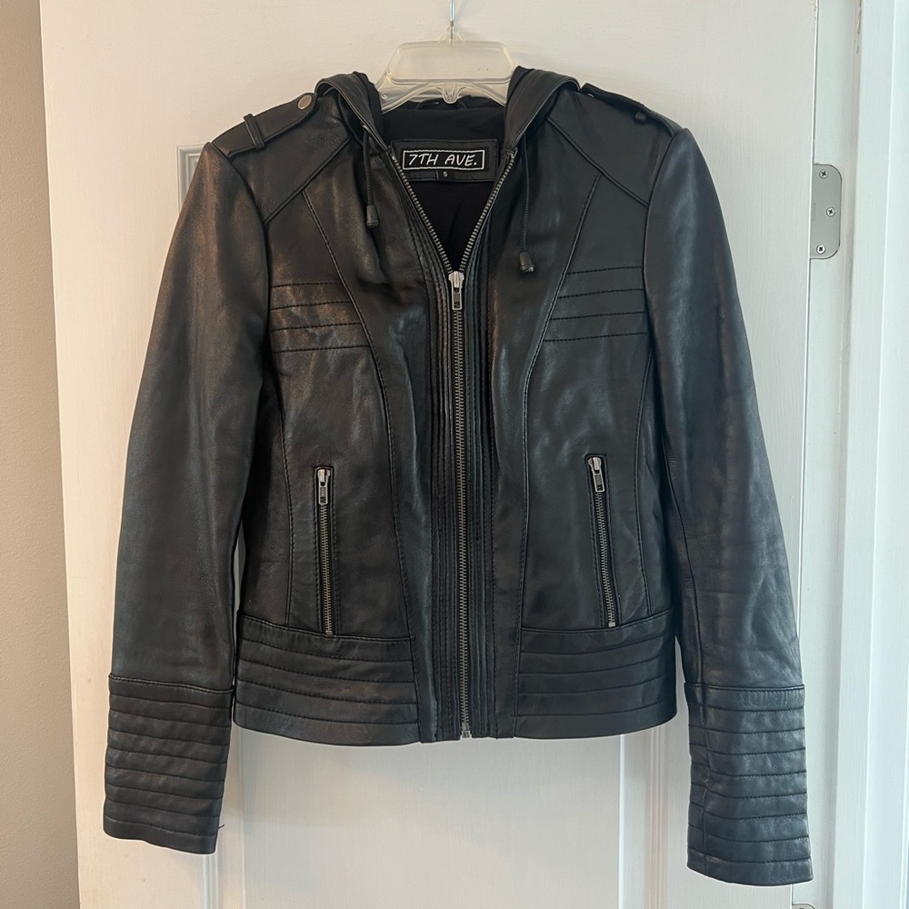 7th Ave Black Hooded Leather Biker Bomber jacket size S made in Pakistan